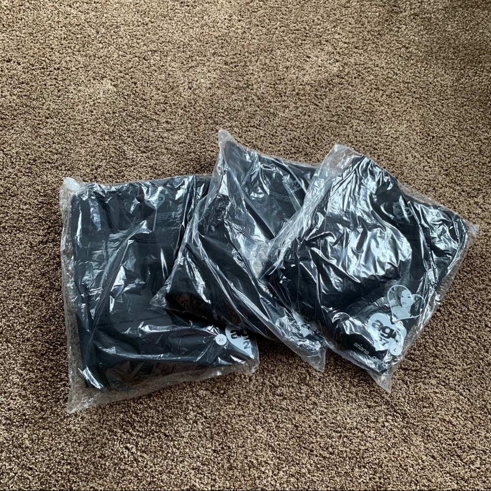 NEW Ariana Grande AG27 Crewneck - Picture 12 of 13